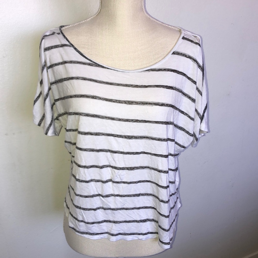 Mudd- White and black striped cold shoulder top